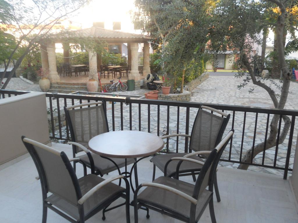 Assimakis Hotel Foinikounda Chambre photo